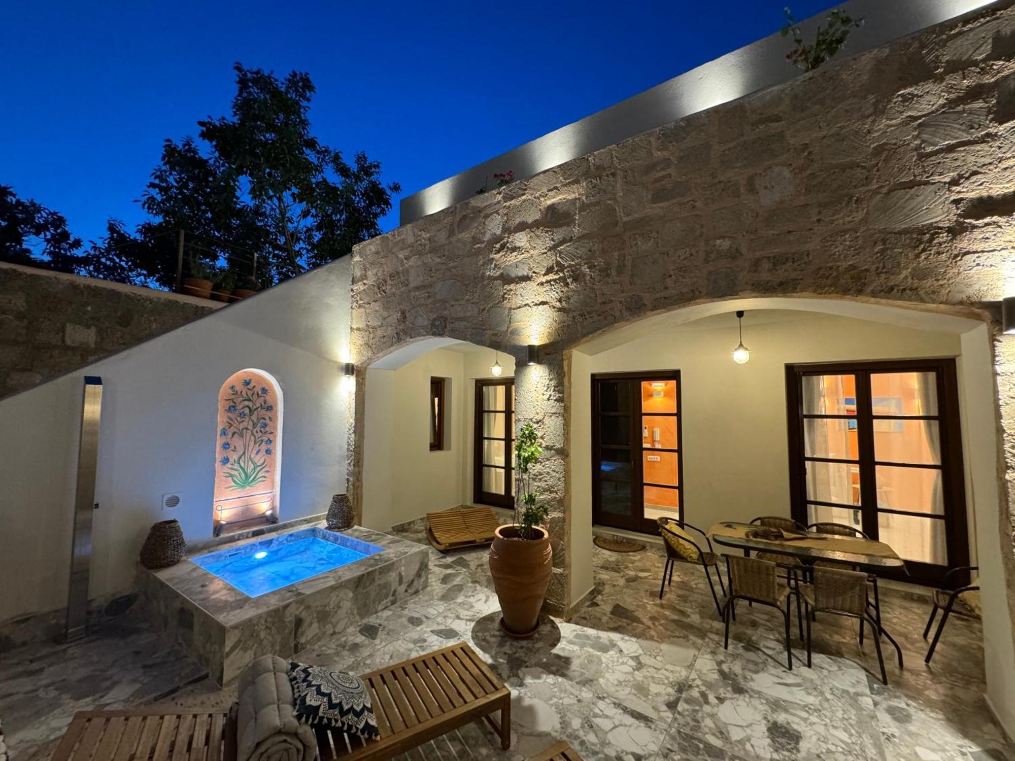 Vetus Vicinato Luxury Homes Rhodes City Exterior foto